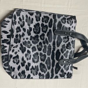 Chic Leopard Print Tote with Black Accents